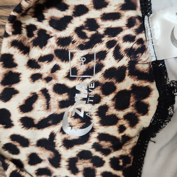 💥 ZYIA Leopard Brilliant Scrunchy What Hi-RIse - Picture 6 of 8